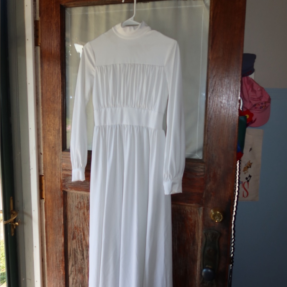 Vintage Priscilla of Boston Classic White Long Sleeve Dress Size Small